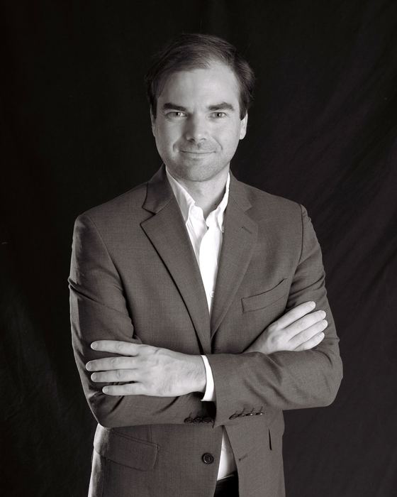 Guillaume Antier — plan taille, noir et blanc